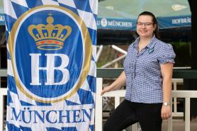 Lara Welbers // Biergartenleitung 